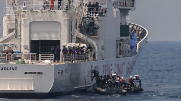 Тристоронні військово-морські навчання США, Японії та Філіппін навколо Південнокитайського моря, спрямовані на обмеження агресивної політики Китаю