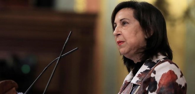 Міністерка оборони Іспанії слідом за Бербок розкритикувала передання касетних боєприпасів ЗСУ - Фото