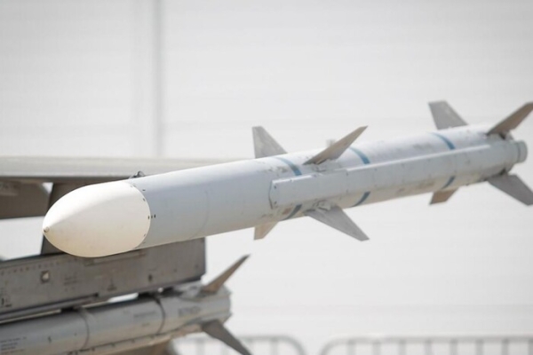 Повітряні сили назвали головні особливості ракет Amraam, які США закуплять для України