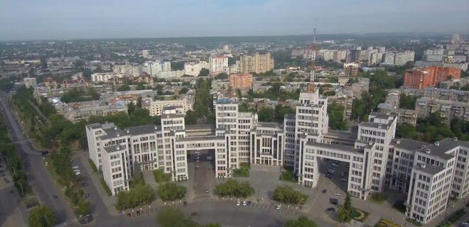 У Харкові пролунали вибухи. Росіяни вдарили по центру міста, є поранені - Фото