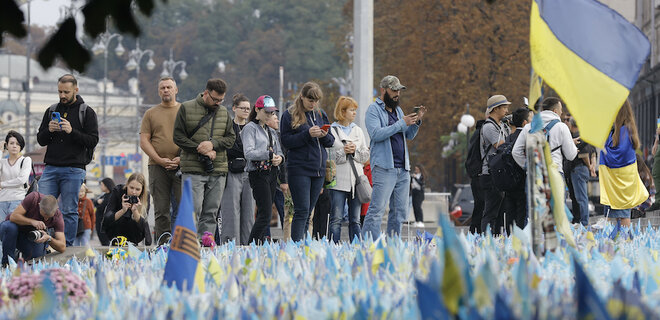 Обмеження прав українців після війни. Майже 90% громадян виступають проти — опитування КМІС - Фото