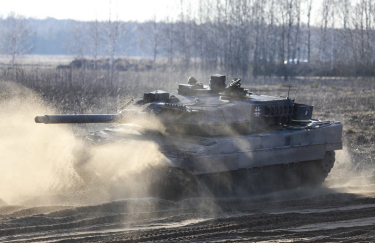 Литва ремонтуватиме танки Leopard, пошкоджені внаслідок боїв в Україні