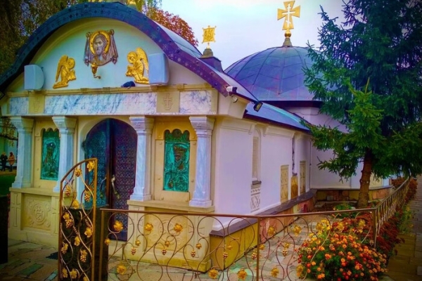Московська церква анонсувала дату знесення свого МАФа біля Музею історії