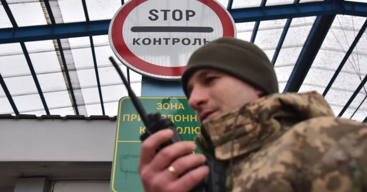 Прикордонники не зупинили водія автобуса Прикордонники не зупинили водія автобуса