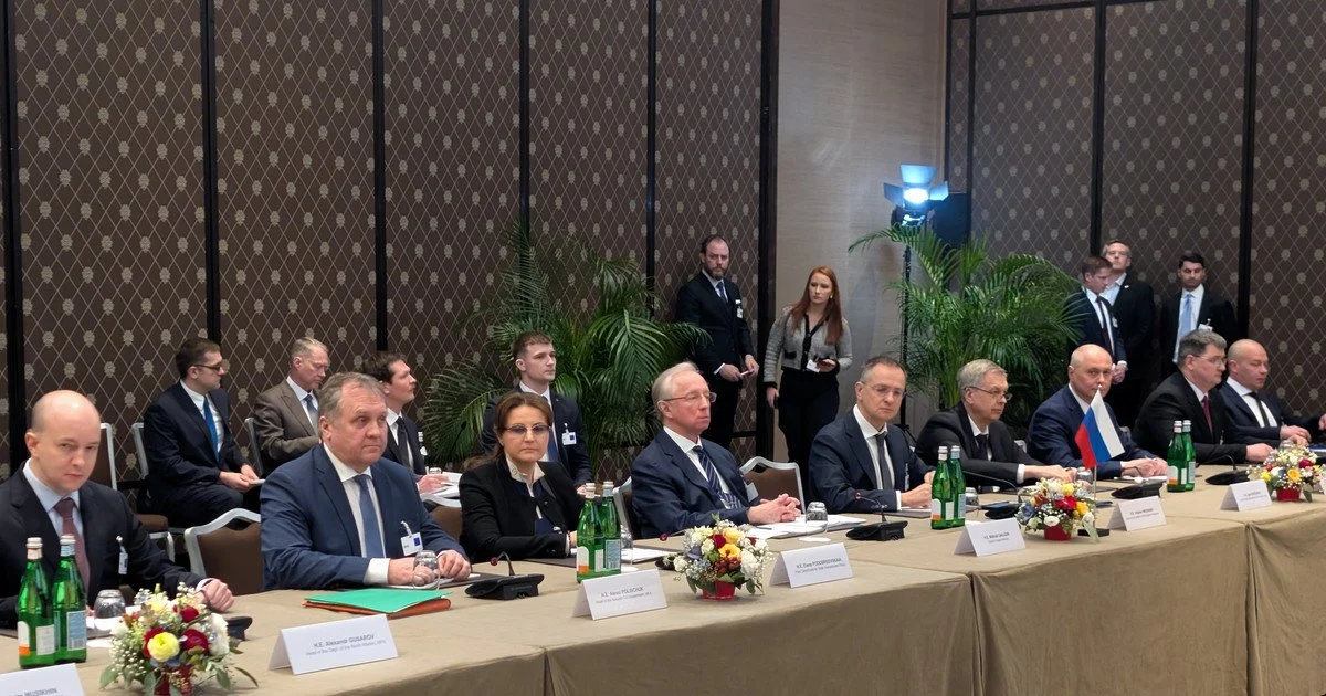 Делегація країни-агресорки Росії на переговорах у Женеві Делегація країни-агресорки Росії на переговорах у Женеві