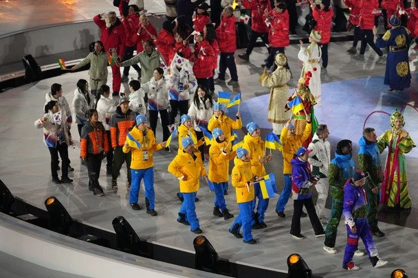Збірна України на церемонії закриття Олімпіади-2026 / © Associated Press