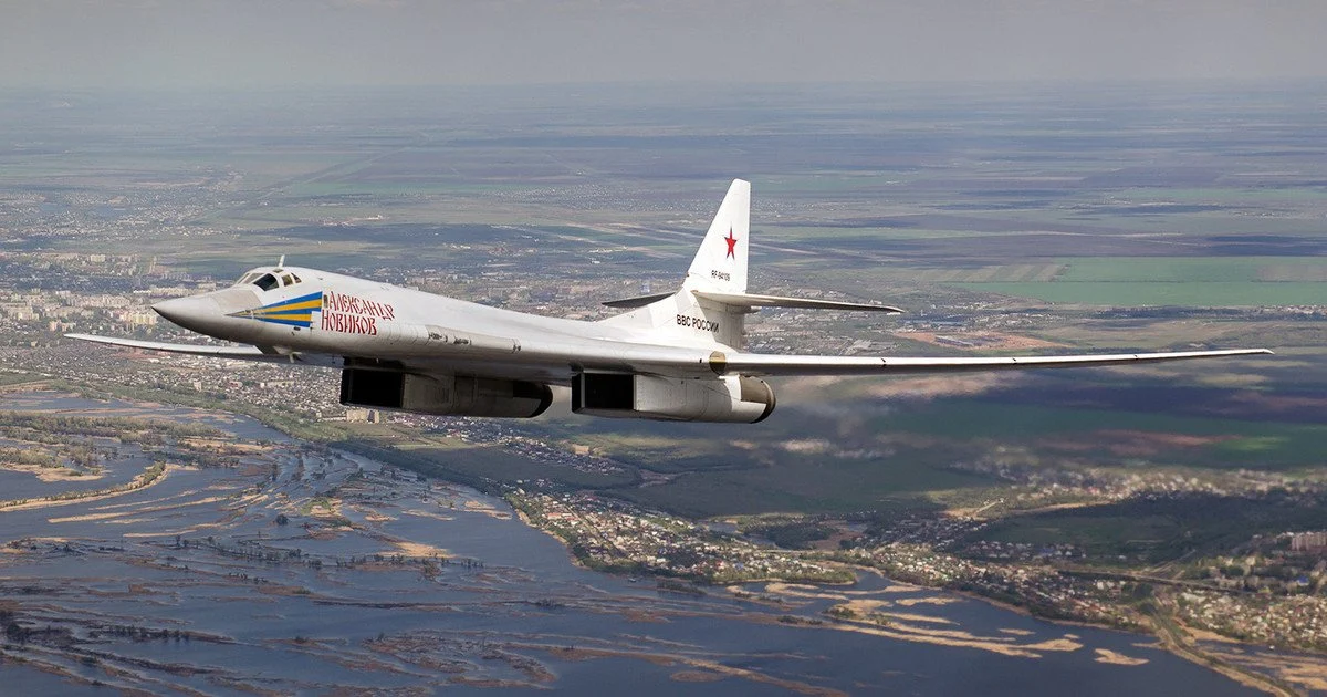 Ту-160