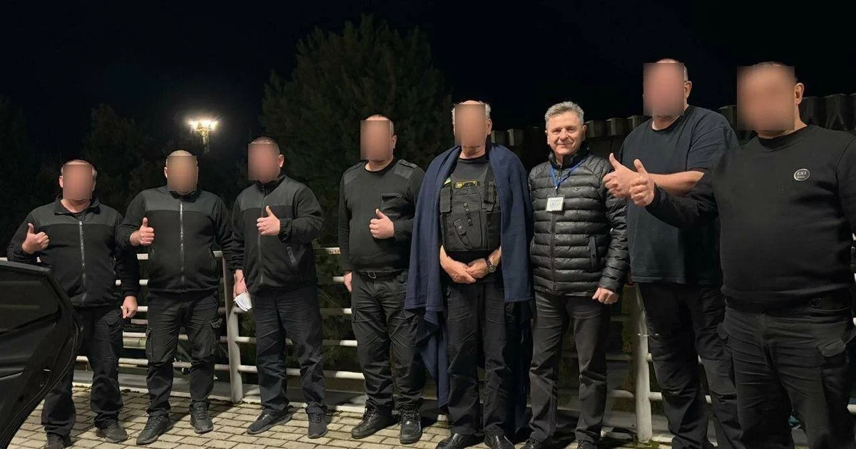 Повернення інкасаторів з Угорщини Повернення інкасаторів з Угорщини