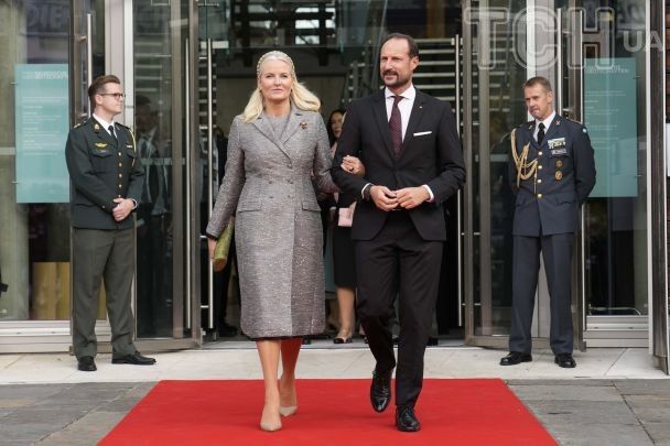 Кронпринцеса Метте-Маріт і кронприну Гокон / © Associated Press