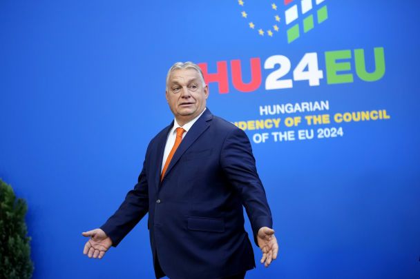 Російська влада могла розпочати дезінформаційну кампанію для підтримки Орбана на майбутніх виборах / © Associated Press
