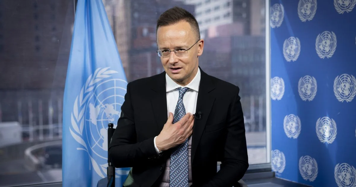 Петер Сіярто Петер Сіярто