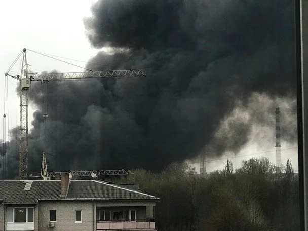 Атака на Луцьк 1 квітня. / © ДСНС
