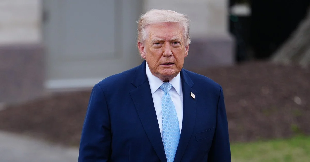 Трамп заявив, що Кувейт не вмів користуватися системами Patriot і збив літаки США Трамп заявив, що Кувейт не вмів користуватися системами Patriot і збив літаки США