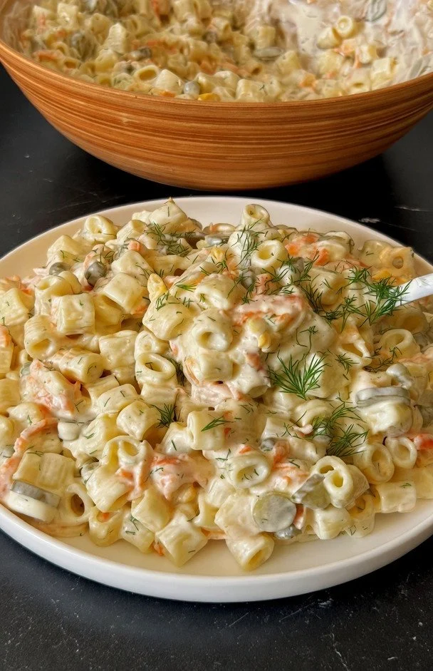 Турецький салат із макаронами tiktok.com/@aytens__kitchen