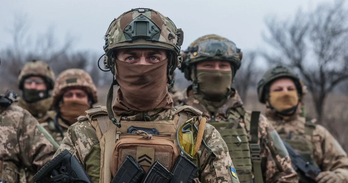 Українські військові