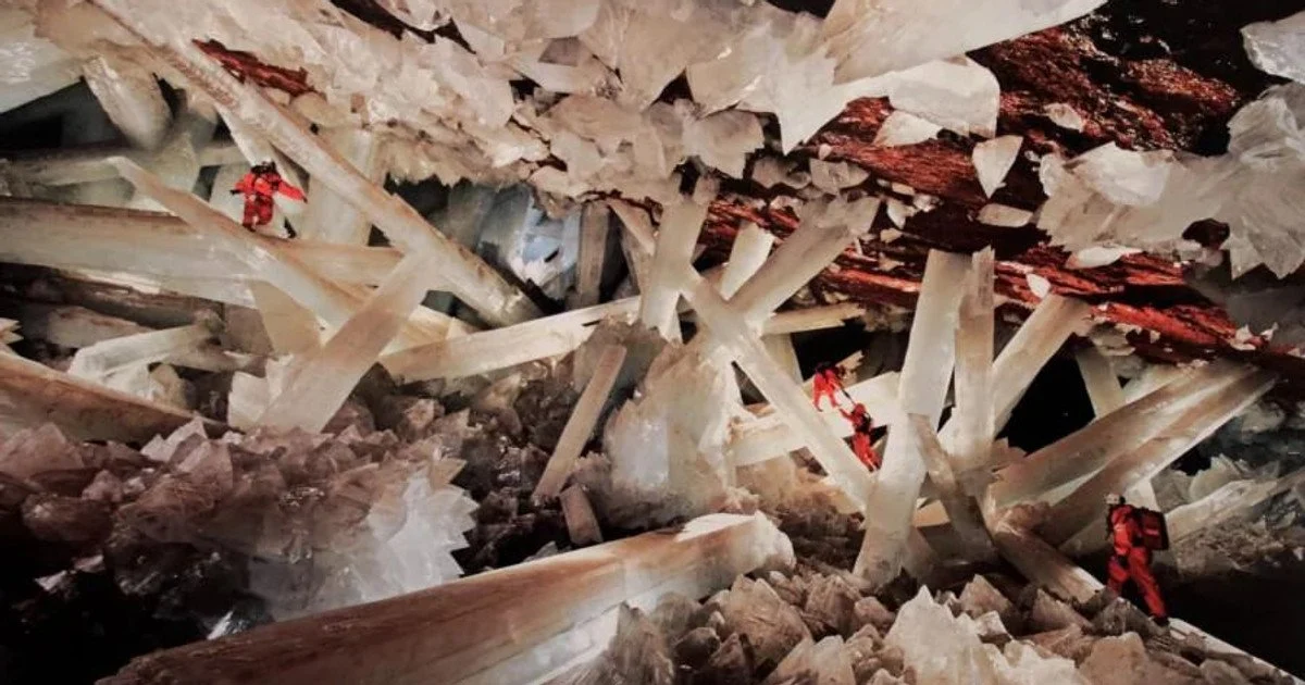 Crystal Cave in Mexico Crystal Cave in Mexico