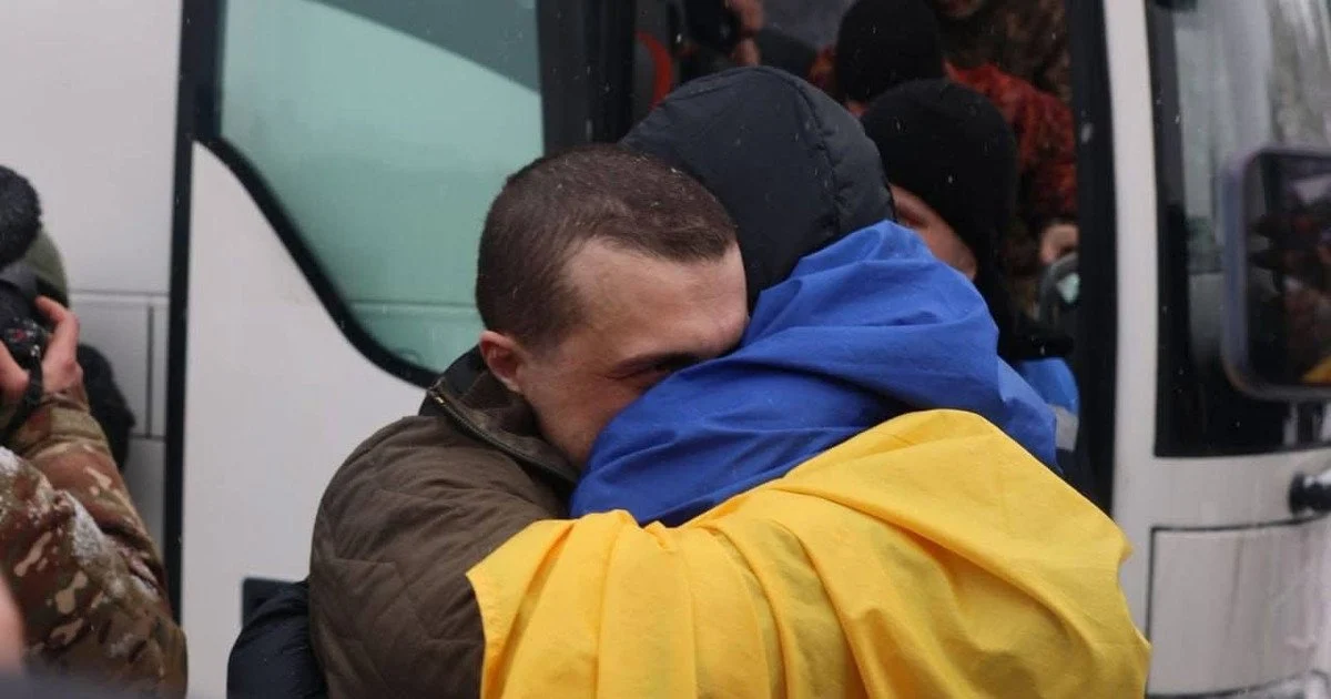 Один з обмінів полоненими. Фото ілюстративне