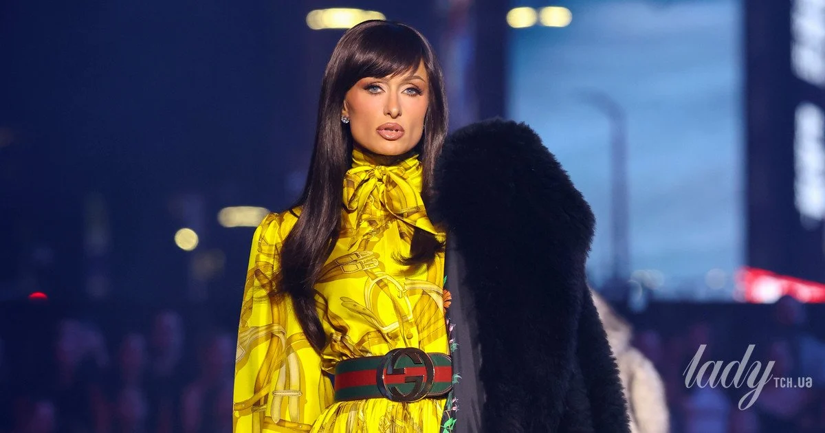 Періс Гілтон на показі Gucci Періс Гілтон на показі Gucci
