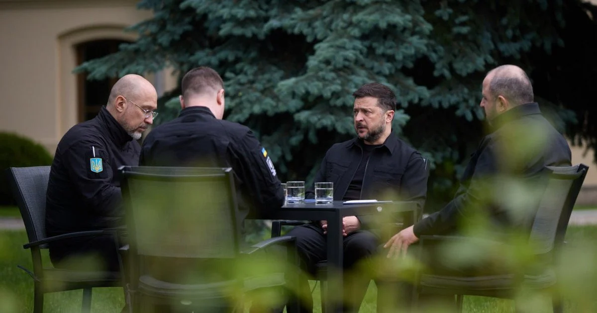 Нарада з Володимиром Зеленським Нарада з Володимиром Зеленським
