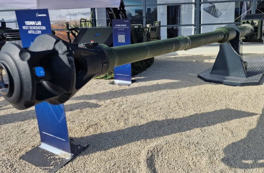 Rheinmetall представила найдалекобійнішу 155-міліметрову артилерійську установку з рекордним 60-каліберним стволом.