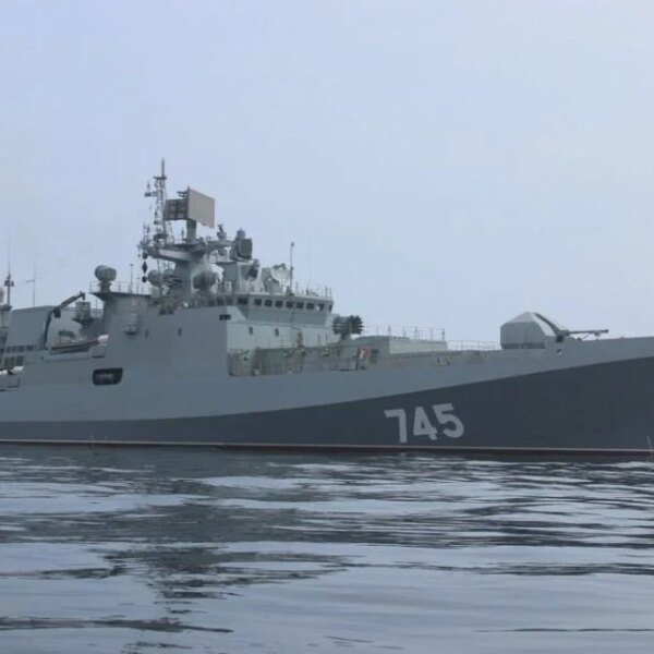 Чому російський фрегат міг відкрити вогонь по британській яхті у Ла-Манші: у Великобританії…