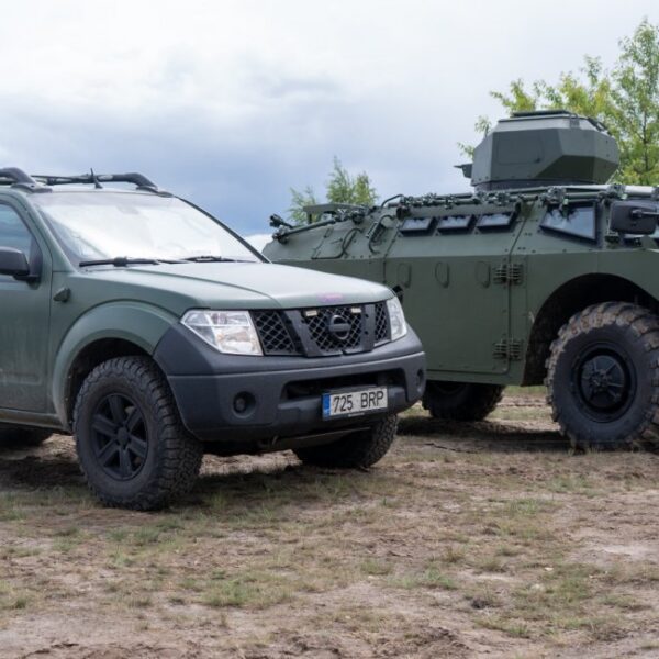 Як ЗСУ можуть модифікувати пікап та БРДМ-2 у безпілотні машини&hellip;