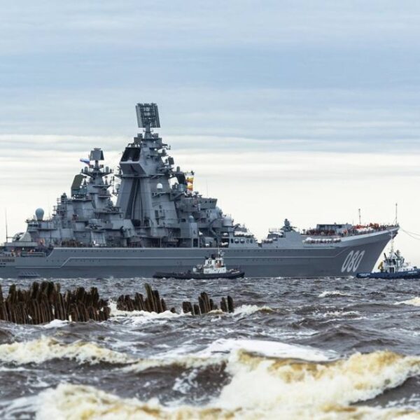 Навіщо Російській Федерації взагалі потрібен 40-річний атомний крейсер “Адмірал Нахімов”…