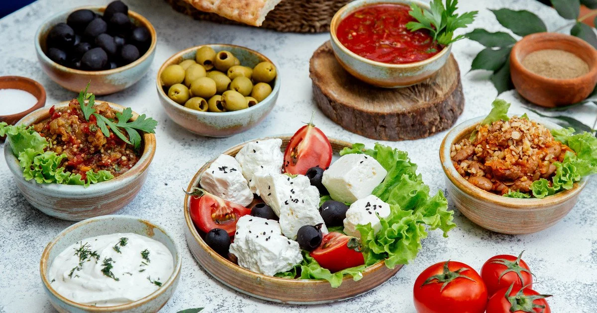 What Greeks eat for dinner