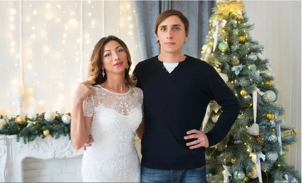 Володимир Цуканов разом із сестрою Альоною / © Бабель