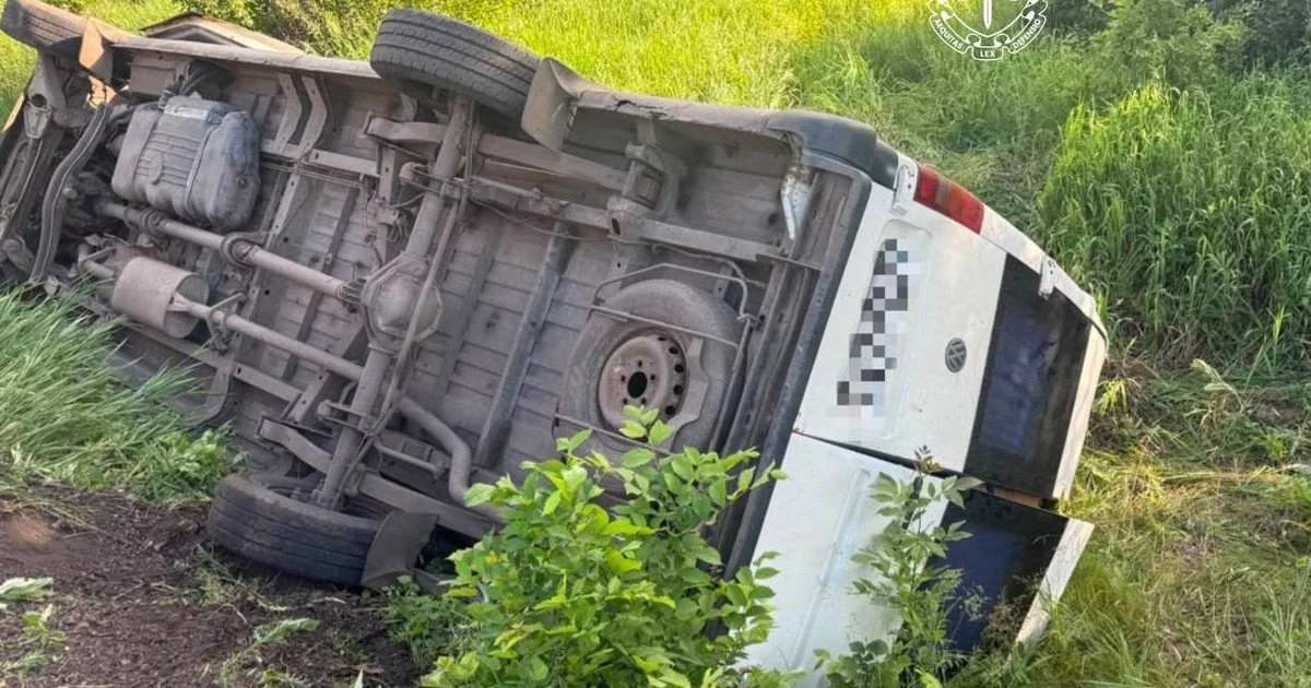 На Харківщині перекинувся мікроавтобус із дітьми