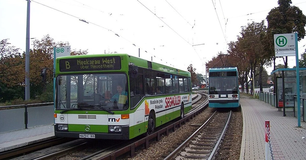 Принцип роботи унікальної системи Spurbus в Ессені та причини її потенційного закриття