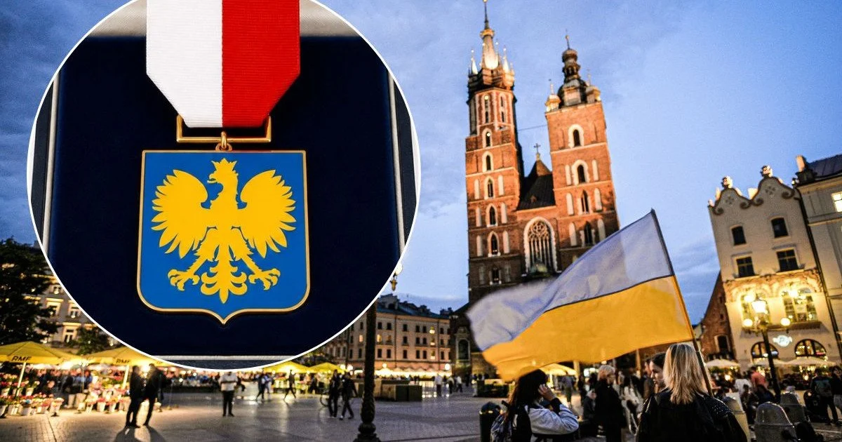 Доля найвищої польської нагороди: відправлений Зеленським орден Білого орла передали на зберігання до Канцелярії Президента Польщі Доля найвищої польської нагороди: відправлений Зеленським орден Білого орла передали на зберігання до Канцелярії Президента Польщі