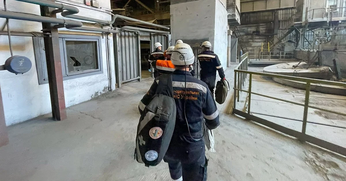 Загинув під час зміни: на підприємстві у Кривому Розі гірничорятувальники піднімали тіло працівника