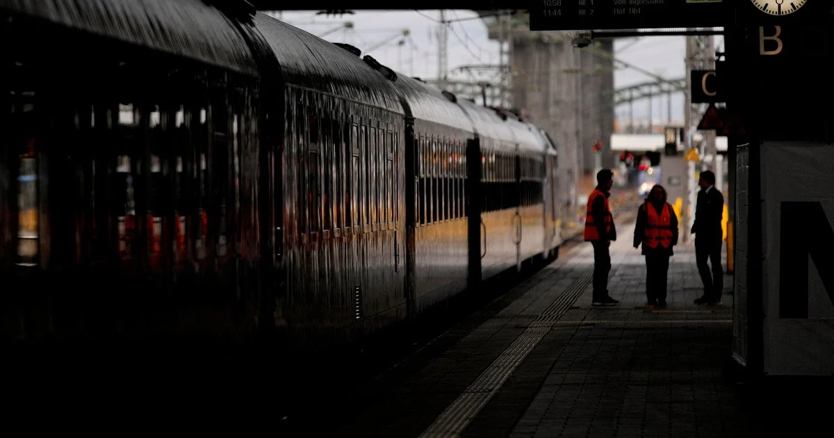 Ukrainian woman discusses real salaries in Germany: how much refugees earn