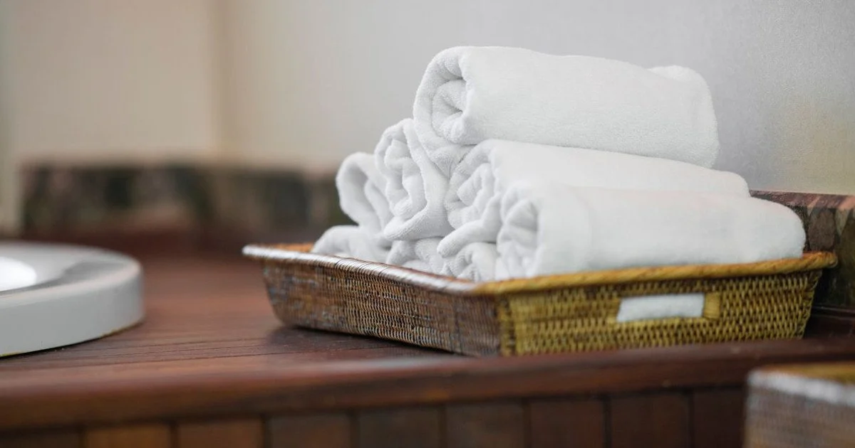 Why hotels use white towels Why hotels use white towels
