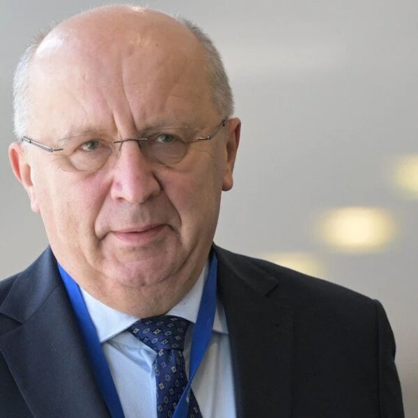 “Саме в той момент розгорнуться реальні переговори”: Євросоюз висловився щодо…