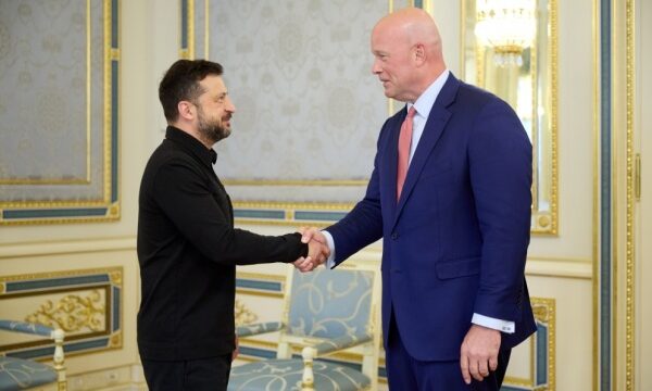 Зеленський та посол США при НАТО Вітакер обговорили угоди щодо дронів та ракети для Patriot