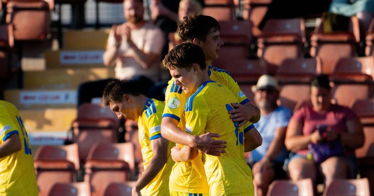 Юнацька збірна України з футболу (U-19) Юнацька збірна України з футболу (U-19)