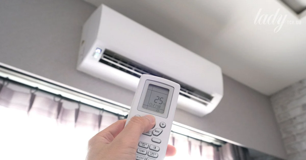 Why the air conditioner smells after turning it on Why the air conditioner smells after turning it on