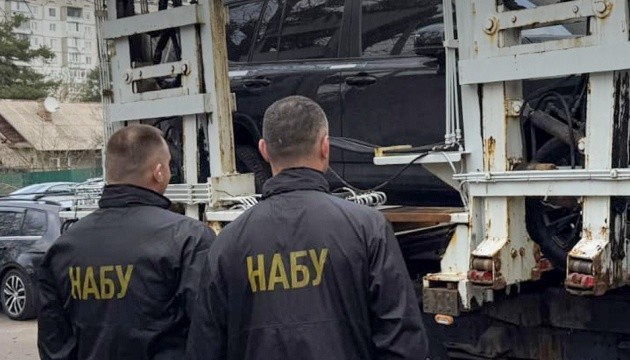«Наварили» понад ₴150 мільйонів на закупівлях для Нацгвардії - НАБУ оголосило вісім підозр