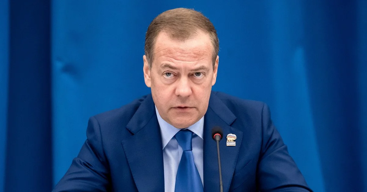 Дмитро Медведєв Дмитро Медведєв