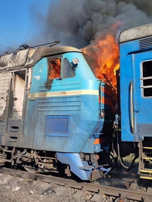 Удар по потягу у Запорізькій області, фото: Укрзалізниця