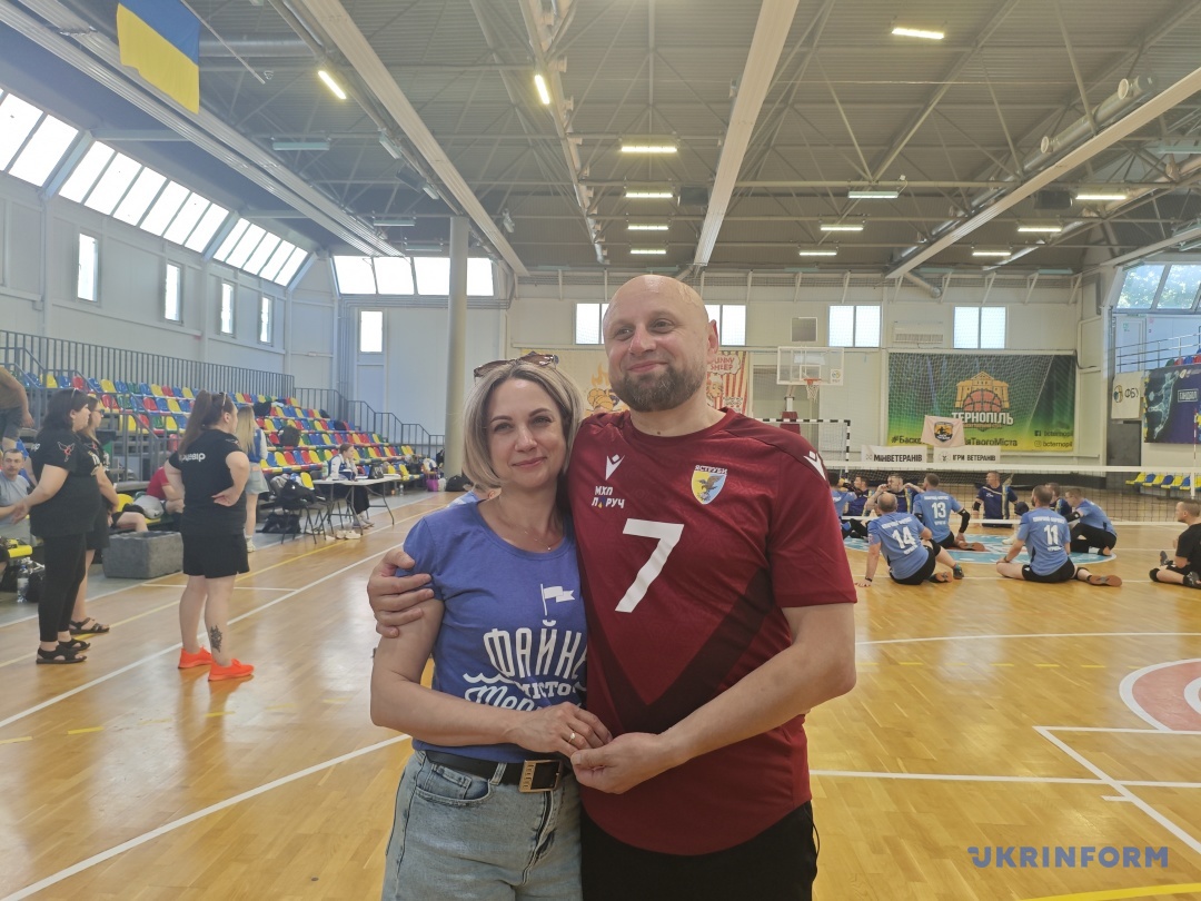 Василь Базюк з коханою Вікторією Василь Базюк з коханою Вікторією