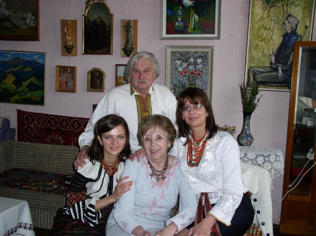 Ігор та Ірина Калинець із донькою Звениславою