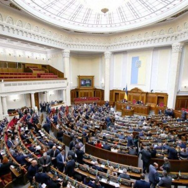 Тривалість мобілізації та воєнного стану в Україні буде збільшено: відповідні законопроєкти вже подано до Верховної Ради.