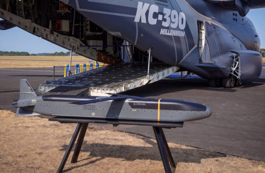 На бразильський C-390 Millennium встановлять зброю, що дозволить здійснювати залпи недорогими крилатими…